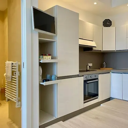 Ad Appena 50 Metri Dal Mare!